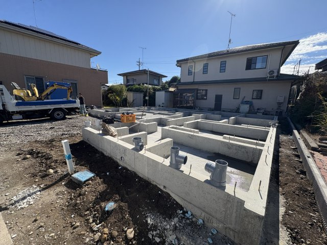 【GRAFARE 】　雀の宮４期　限定1邸の外観|○只今建築中○
完成してからは見ることのできない、施工方法や構造をご確認いただけるのが、建築中の大きなメリットです。専門知識を持ったスタッフがご説明させていただきますのでお気軽にお問合せください。

