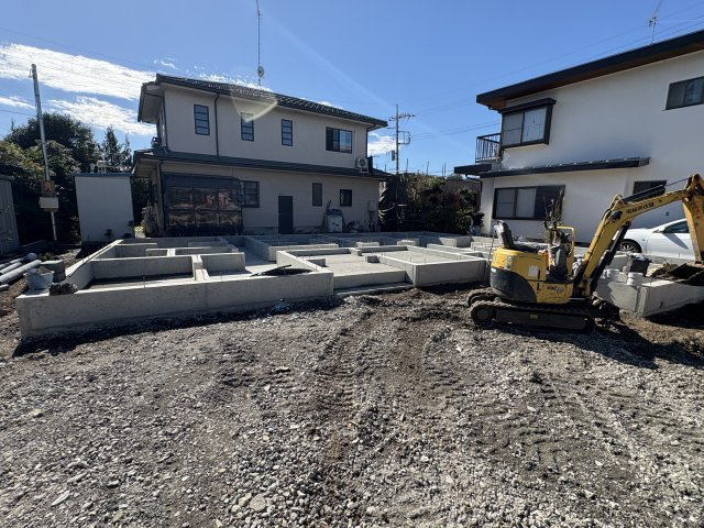 【GRAFARE 】　雀の宮４期　限定1邸の外観|○只今建築中○
まずは、情報集めがおすすめです(^_^)/周辺環境のこと、月々のお支払いについてなど、お気軽にお問合せください。
※2025年10月撮影