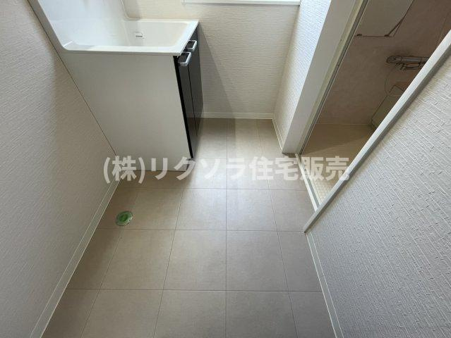 東光町2丁目　中古一戸建ての脱衣所|■物件内覧・資金計画相談・住宅ローン相談、リフォーム相談、お問合せ受付中■
※当日・翌日のご内覧、ご相談はお電話でのお問合せがスムーズです！
