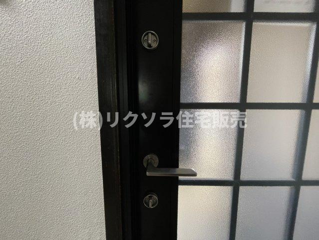 東光町2丁目　中古一戸建ての防犯設備|ツーシリンダー錠
■物件内覧・資金計画相談・住宅ローン相談、リフォーム相談、お問合せ受付中■
※当日・翌日のご内覧、ご相談はお電話でのお問合せがスムーズです！