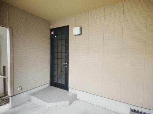 東光町2丁目　中古一戸建ての玄関|■物件内覧・資金計画相談・住宅ローン相談、リフォーム相談、お問合せ受付中■
※当日・翌日のご内覧、ご相談はお電話でのお問合せがスムーズです！