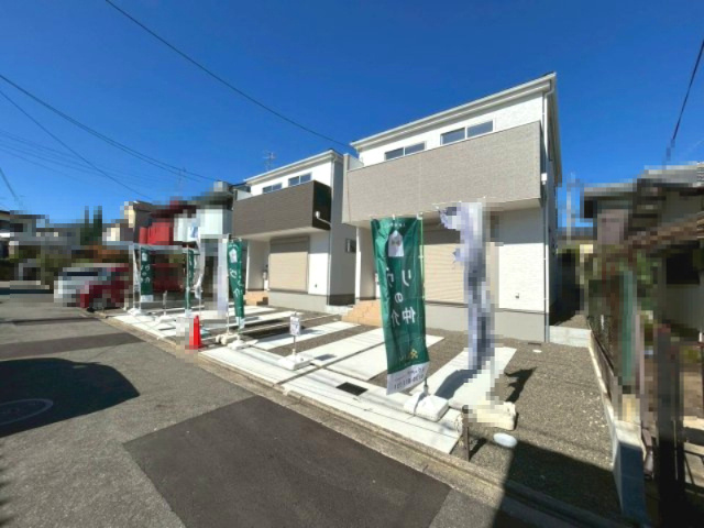 【価格改定】京都市西京区大原野鳥見町１期の前面道路含む現地写真|前道：約5.0ｍ
お車の駐車も安心の広さです(^^）