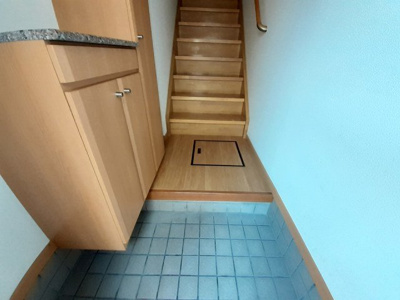 【玄関】 | ディーア・クミルＢ