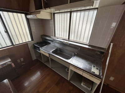  | 安里台ハイツ