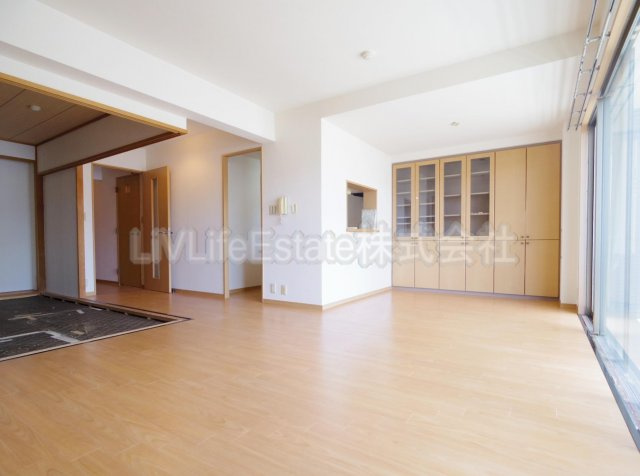 グランドール一橋学園Ⅰの居間・リビング