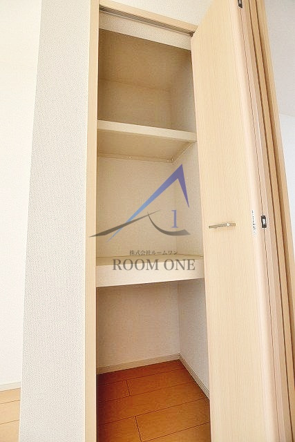 レフィナードソメイＢ棟の内装