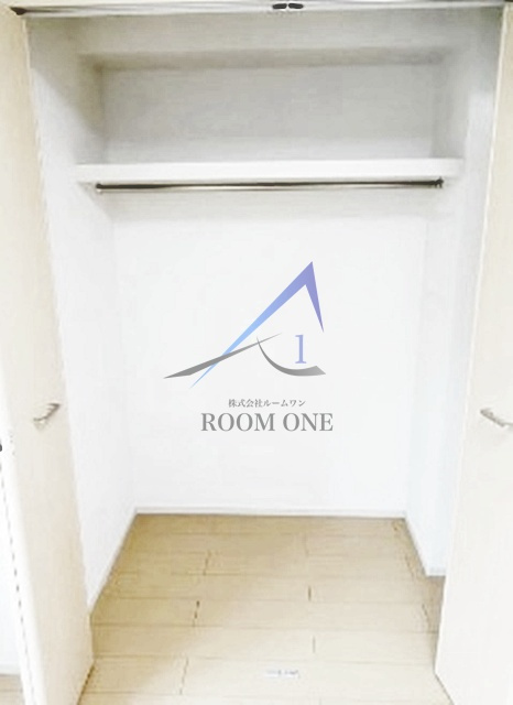 レフィナードソメイＢ棟の収納