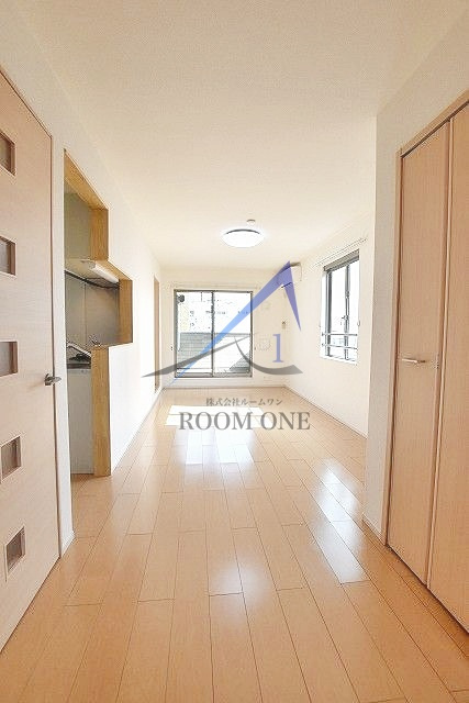 レフィナードソメイＢ棟の居間・リビング|洋室のお部屋です。