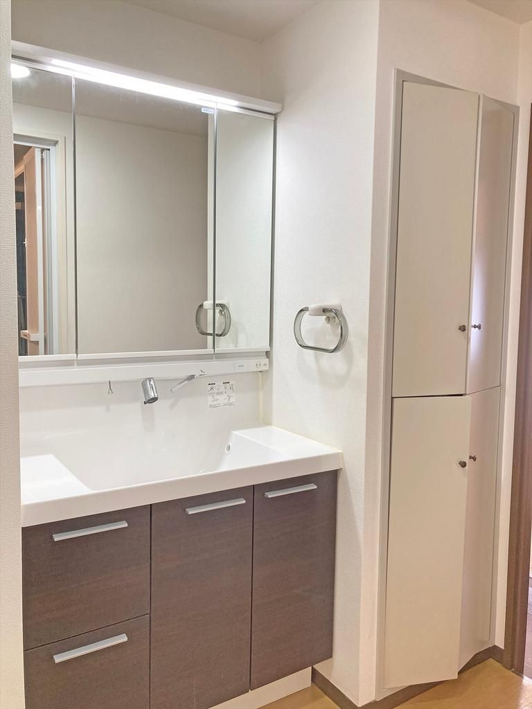 立川市一番町１丁目の中古マンションの独立洗面台