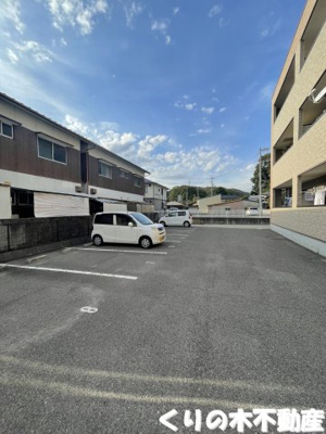 【駐車場】 | フォブール山方 | 駐車場があります