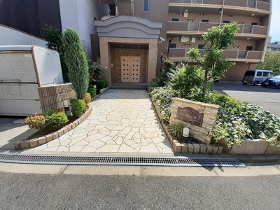 【エントランス】 | ヴォー・リバージュ境川