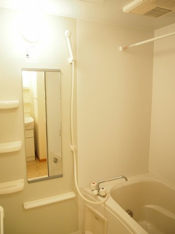 ト－ラスＡ　　刈谷市近郊の賃貸はクラスホームの浴室|ゆったり過ごせるお風呂です