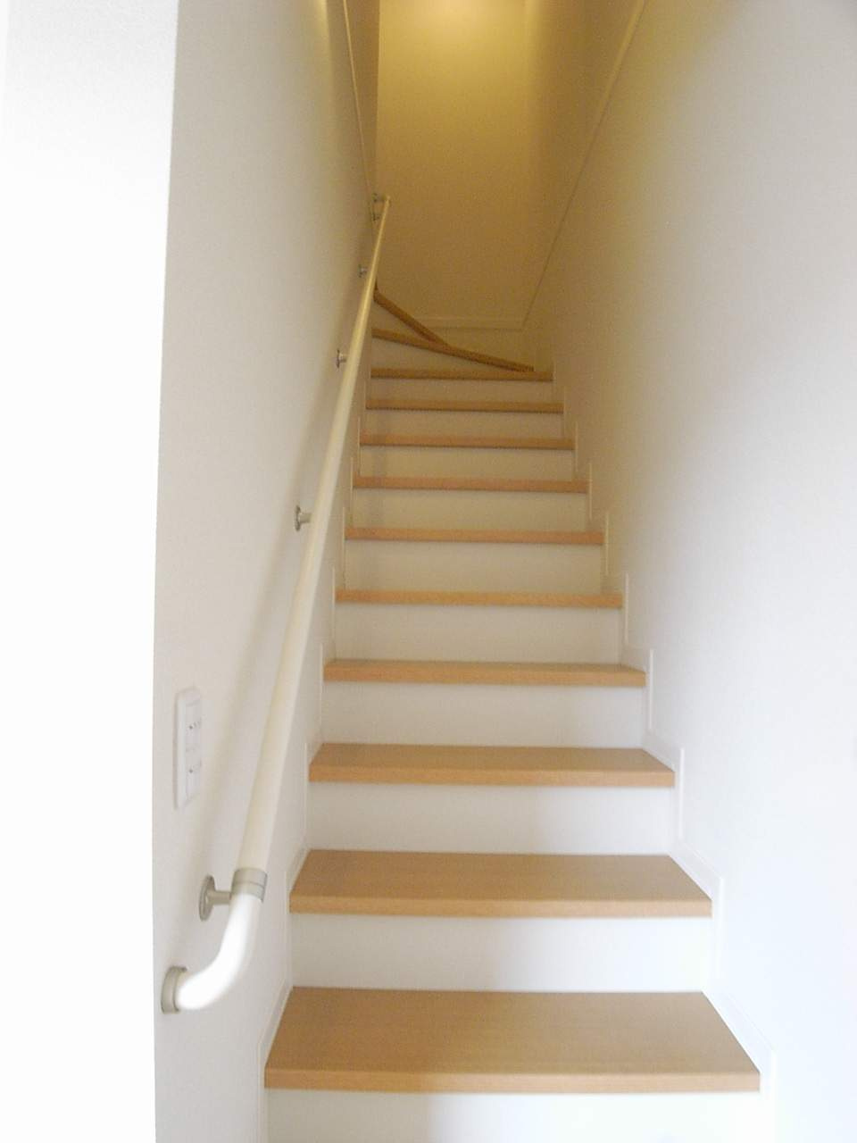 ソレイユ・ヴェルジェ Bの内装|リビング階段　メゾネットタイプ