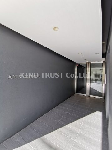 AXIS UMEKITAのエントランス|ゆとりのあるエントランスです