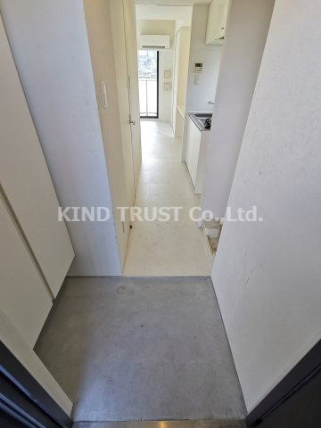 AXIS UMEKITAの玄関|収納もある玄関です