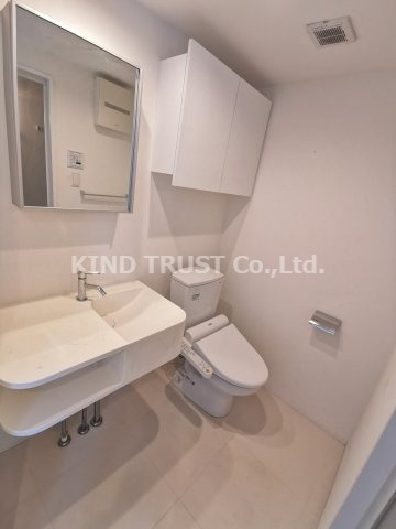 AXIS UMEKITAのトイレ|ゆったりとした空間のトイレです