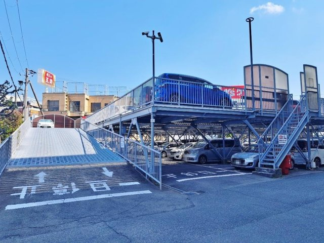 守口スカイハイツの駐車場|■物件内覧・資金計画相談・住宅ローン相談、リフォーム相談、お問合せ受付中■
※当日・翌日のご内覧、ご相談はお電話でのお問合せがスムーズです！