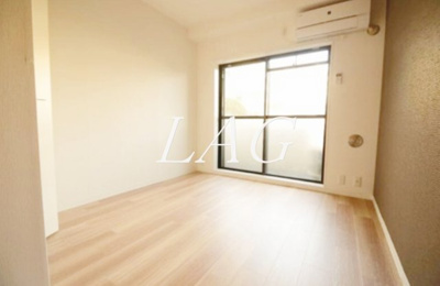 【居間・リビング】 | ＭＯＲＩＹＡＭＡＮＳＩＯＮ | 洋室のお部屋です。