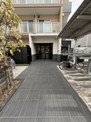 Ｎーｓｔａｇｅ行徳のエントランス