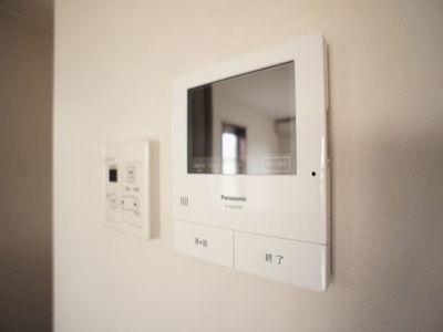 【セキュリティ】 | ソルジェンテⅡ | 訪問者の確認ができるTVドアホン付きです♪