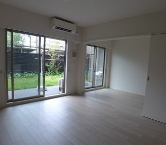 【居間・リビング】 | シャリエ亀戸リーディングイースト | ゆったり過ごせるリビングです