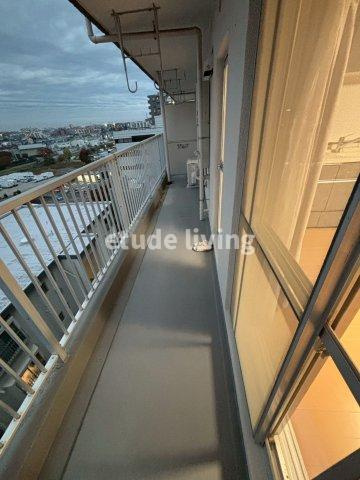 アッティー朝霞台Ａ号棟のバルコニー