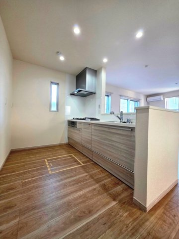 【キッチン】 | 並木町3丁目戸建賃貸住宅 | 別部屋の参考写真