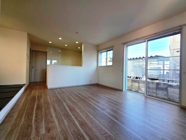 【居間・リビング】 | 並木町3丁目戸建賃貸住宅 | 別部屋の参考写真