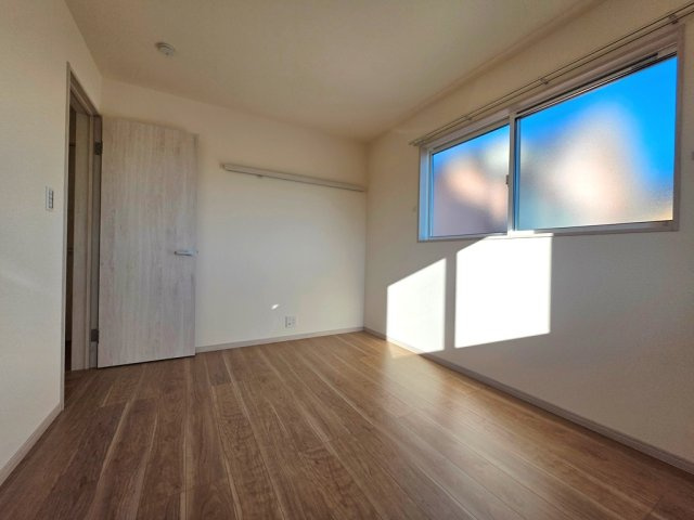 【洋室】 | 並木町3丁目戸建賃貸住宅 | 別部屋の参考写真