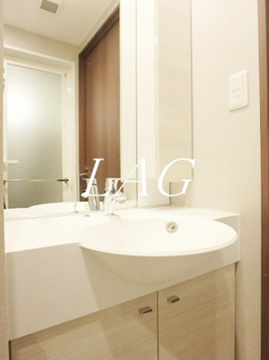 【洗面所】 | グランド・ガーラ白金高輪 | 独立洗面台です。