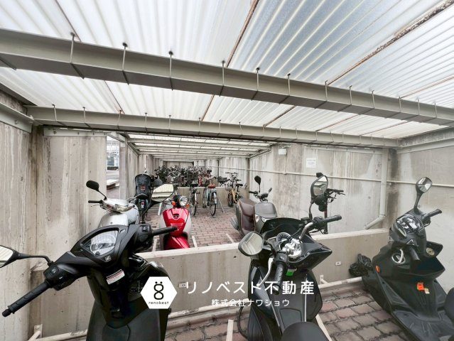 ダイアパレス新石切の駐輪場