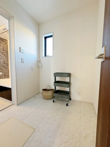 新築戸建・新築建売　福島市御山字沢田【長期優良住宅】御山小・清水中のランドリースペース|動線を最短距離にまとめ、家事の負担を軽減するスマート設計！