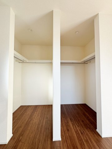 新築戸建・新築建売　福島市御山字沢田【長期優良住宅】御山小・清水中の収納|ハンガーパイプもついているので干した洗濯物をそのままかけることができる！