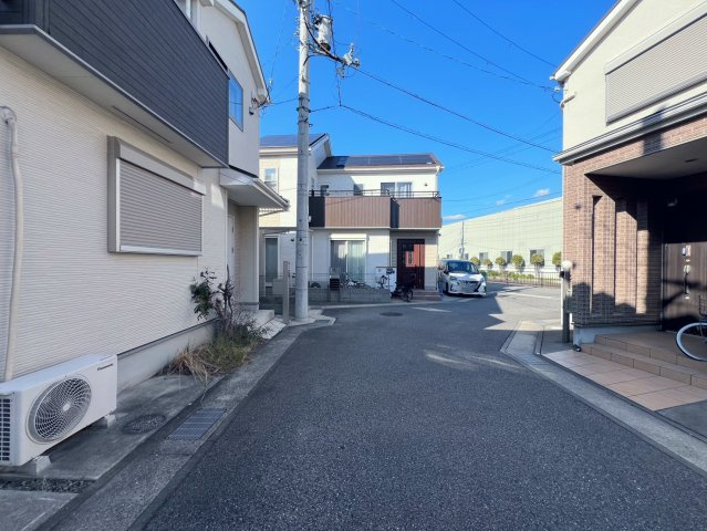 北伊丹6丁目の前面道路含む現地写真