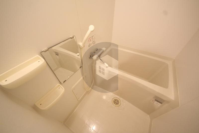 CASSIA高井田SouthCourtの浴室