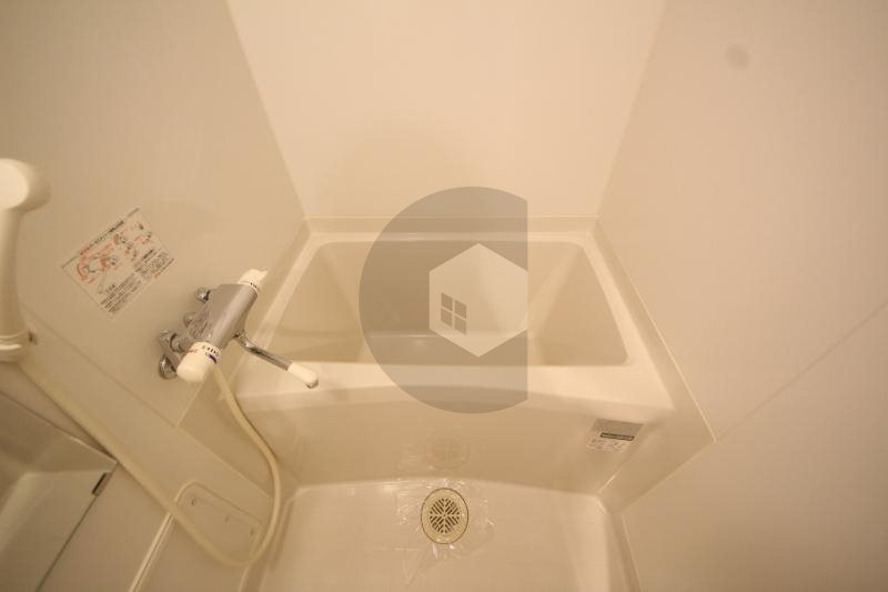 CASSIA高井田SouthCourtの浴室