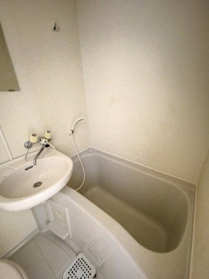 【浴室】 | セシーズイシイ8 | ※ほかのお部屋の写真です。