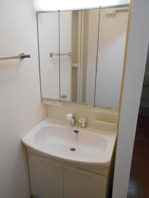 アドニスガーデンの洗面所|★独立洗面化粧台（シャンプードレッサー付）★