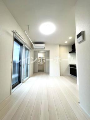 ルミナス コメ コートの居間・リビング