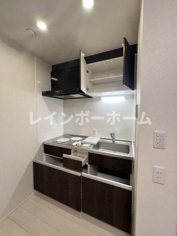 ルミナス コメ コートのキッチン