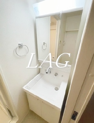 【洗面所】 | グレイシャス三ノ輪 | 洗面台です。