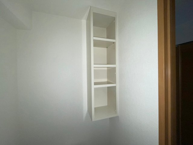 エスティライフ難波西の収納