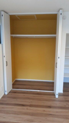 【収納】 | 芝樋ノ爪１丁目戸建 | １Ｆ洋室（６．９帖）収納