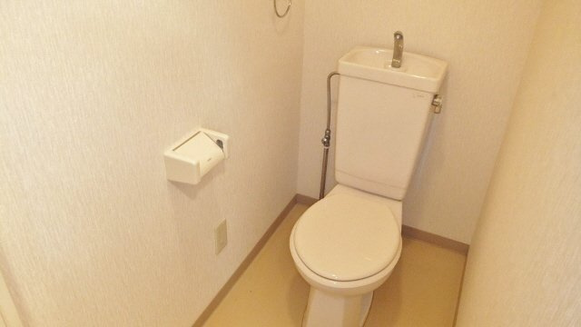 ペアヒルズ大野のトイレ|トイレ内コンセントあります