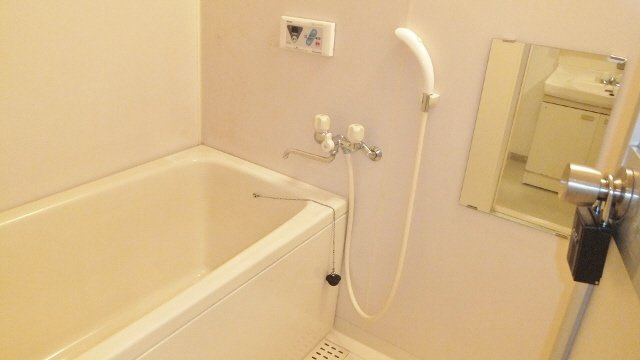 ペアヒルズ大野の浴室|大きめの浴室です。