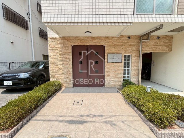 クラウディア野江のエントランス