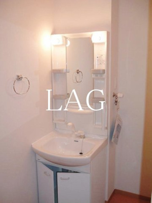 【洗面所】 | エルソルビオス | 独立洗面台です。