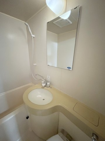 メゾンいるぎの浴室