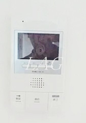 【セキュリティ】 | エルファーロ赤塚 | モニター付きインターホンです。