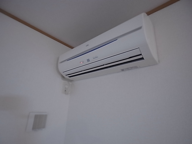 神戸市須磨区東落合２丁目のアパートの設備|エアコン
